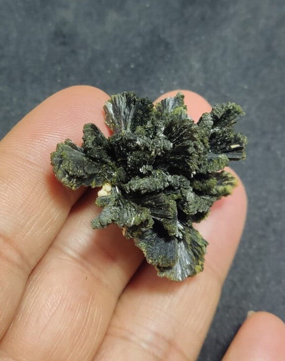 Natural Epidote Cluster 19 Grams.