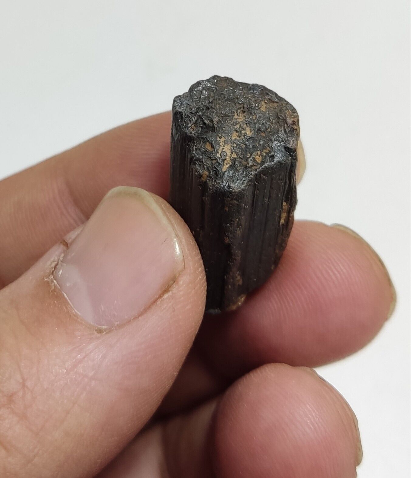 A very Aesthetic Natural beautifully terminated rutile crystal 10 grams