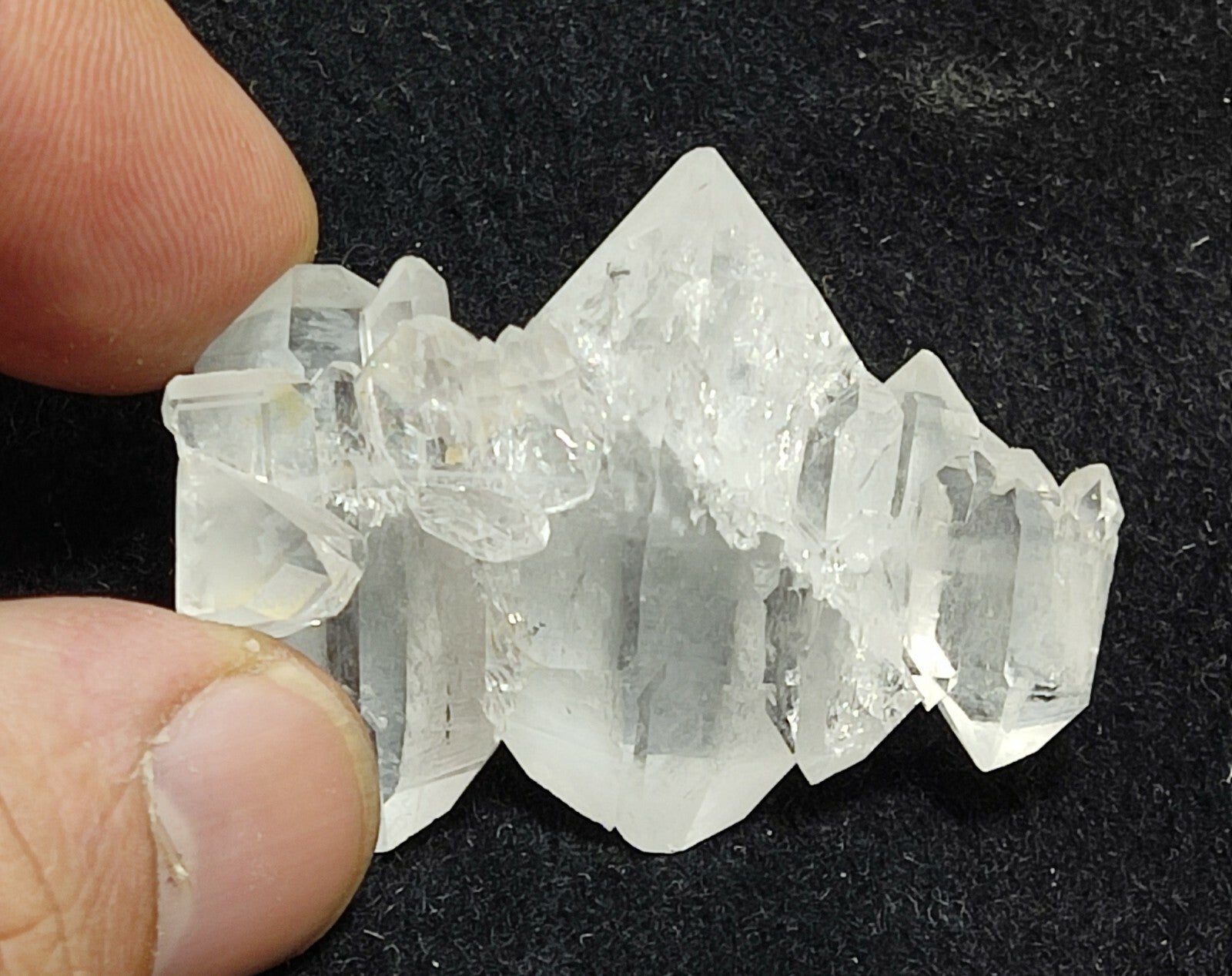 An amazing specimen of terminated faden Quartz crystal 21 grams