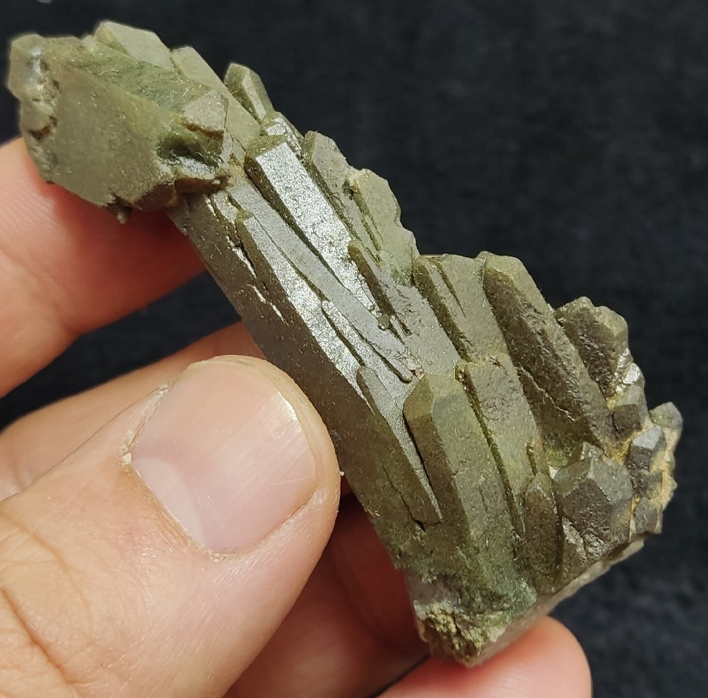 Natural Chlorite Quartz Crystal Bended Formations  35 grams