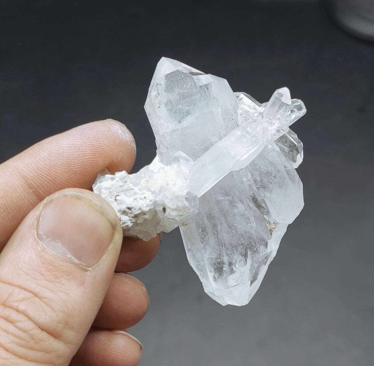An Aesthetic terminated specimen of Quartz crystal 50 grams