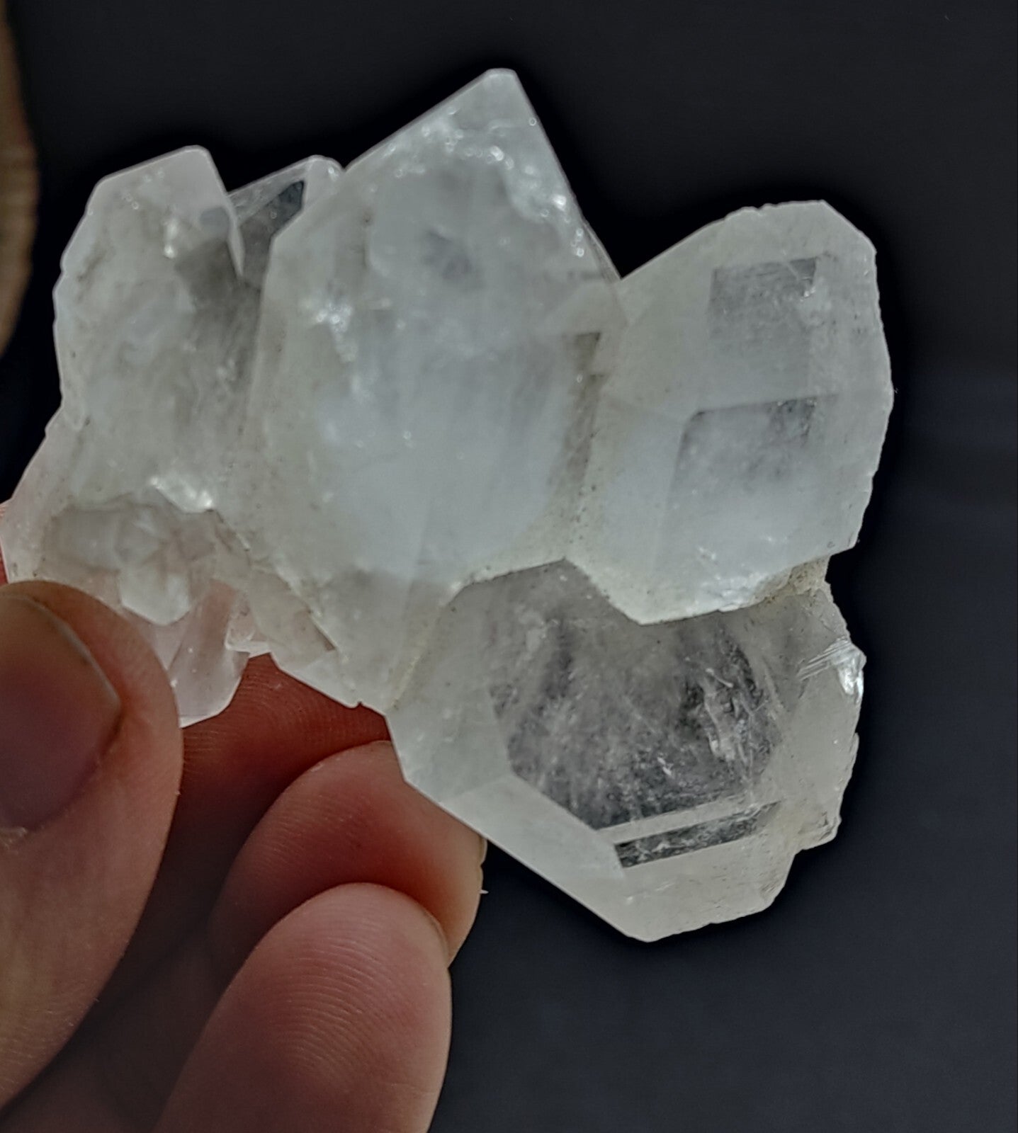 An Aesthetic terminated specimen of faden Quartz cluster 87 grams