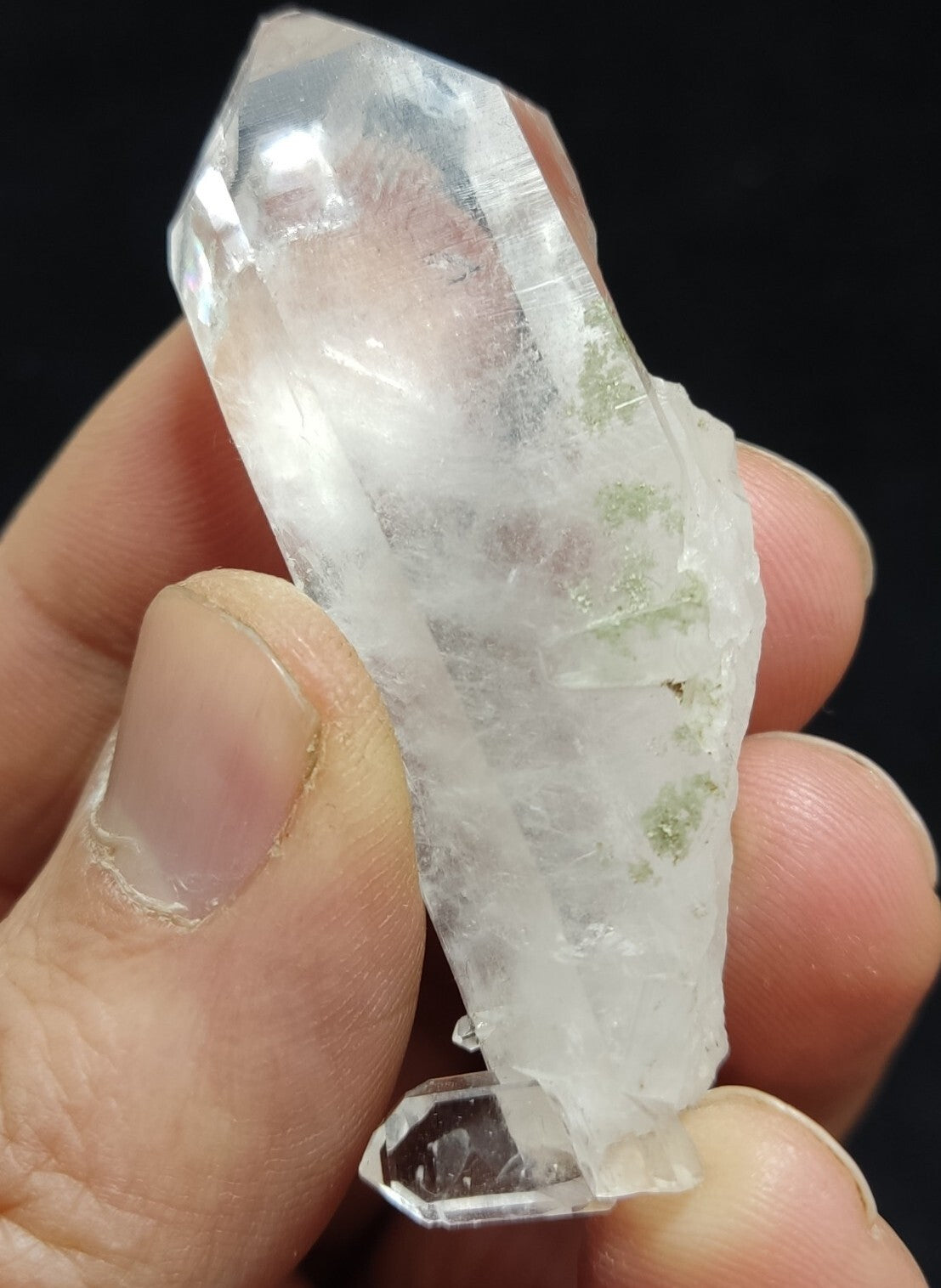 An Aesthetic terminated Quartz crystal with chlorite inclusions 27 grams
