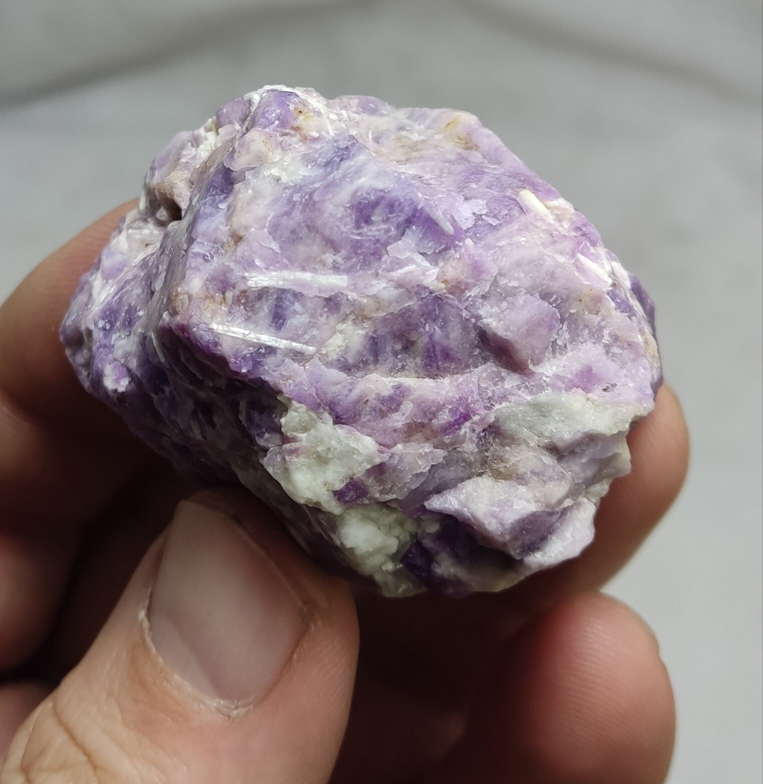 An amazing specimen of fluorescent rough hackmanite chunk 51 grams