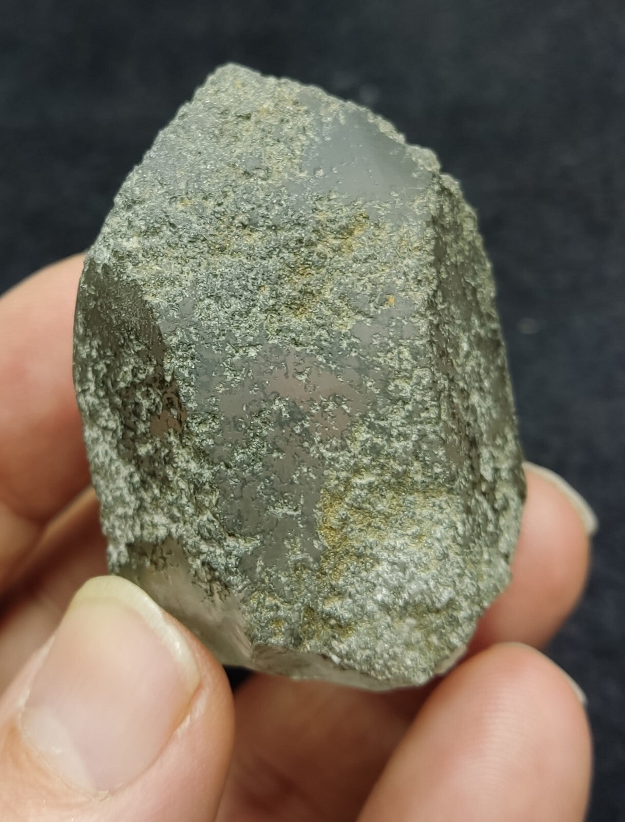 A very Aesthetic Natural beautifully terminated Chlorite Quartz crystal 90 grams