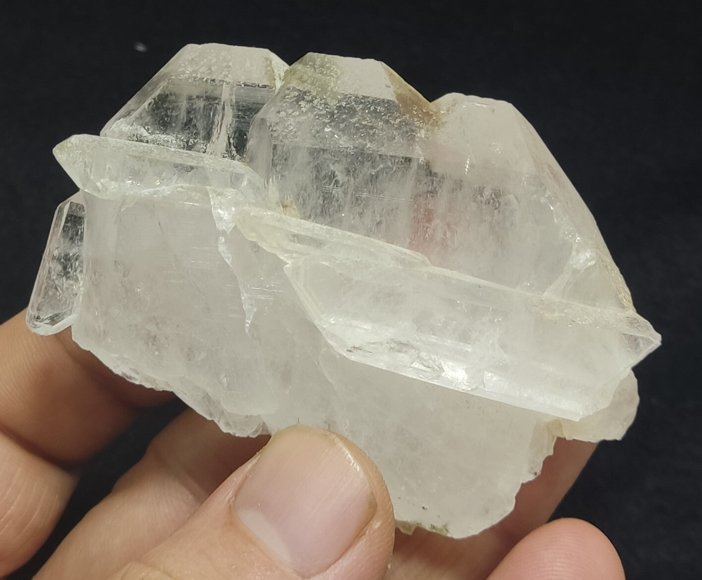 An Aesthetic Natural beautifully terminated faden Quartz specimen 94 grams