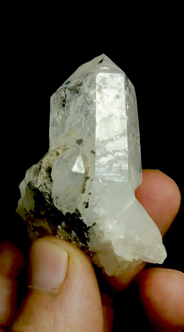 Feden Quartz Cluster 70 Grams.