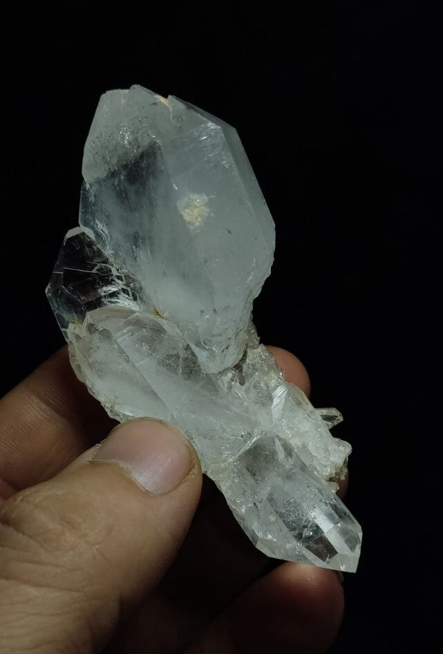 Natural terminated Faden Quartz Specimen 88 grams