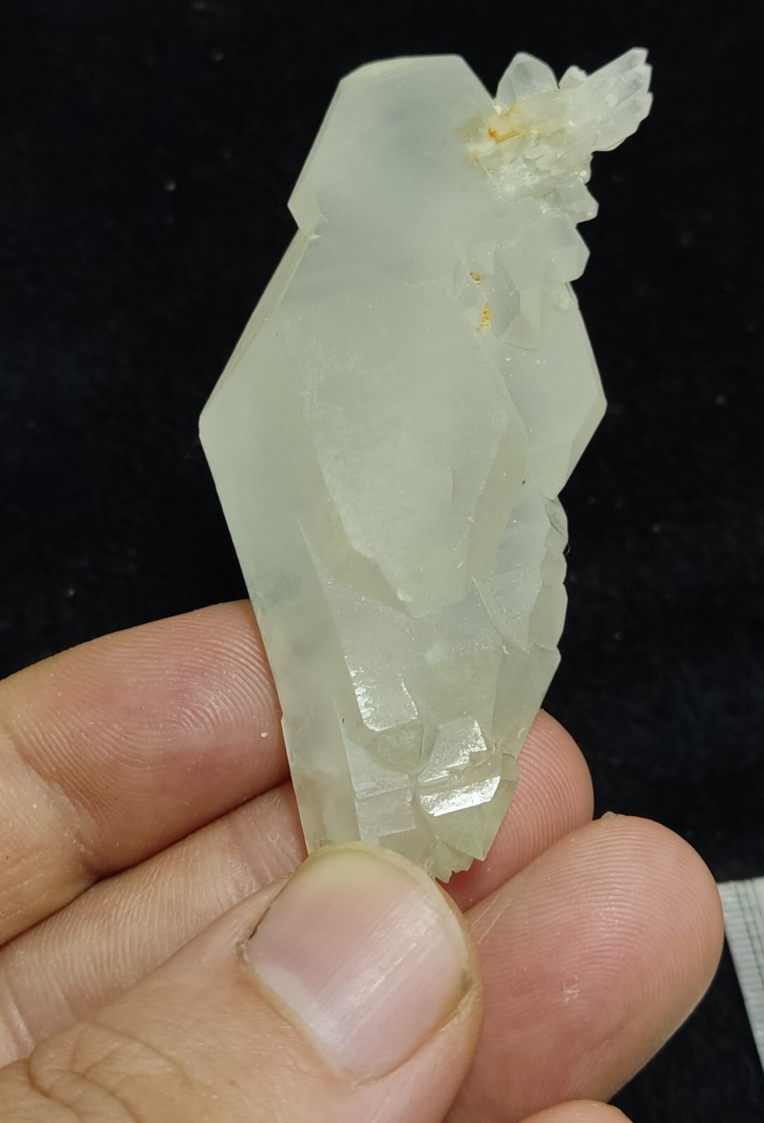 An Aesthetic Natural beautifully terminated faden Quartz specimen 56 grams