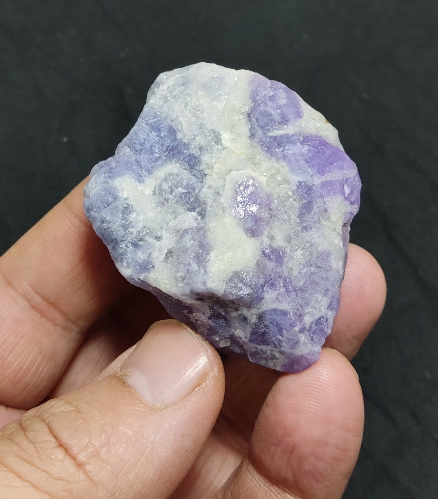 An amazing specimen of hackmanite on matrix highly Tenebrescent 58 grams