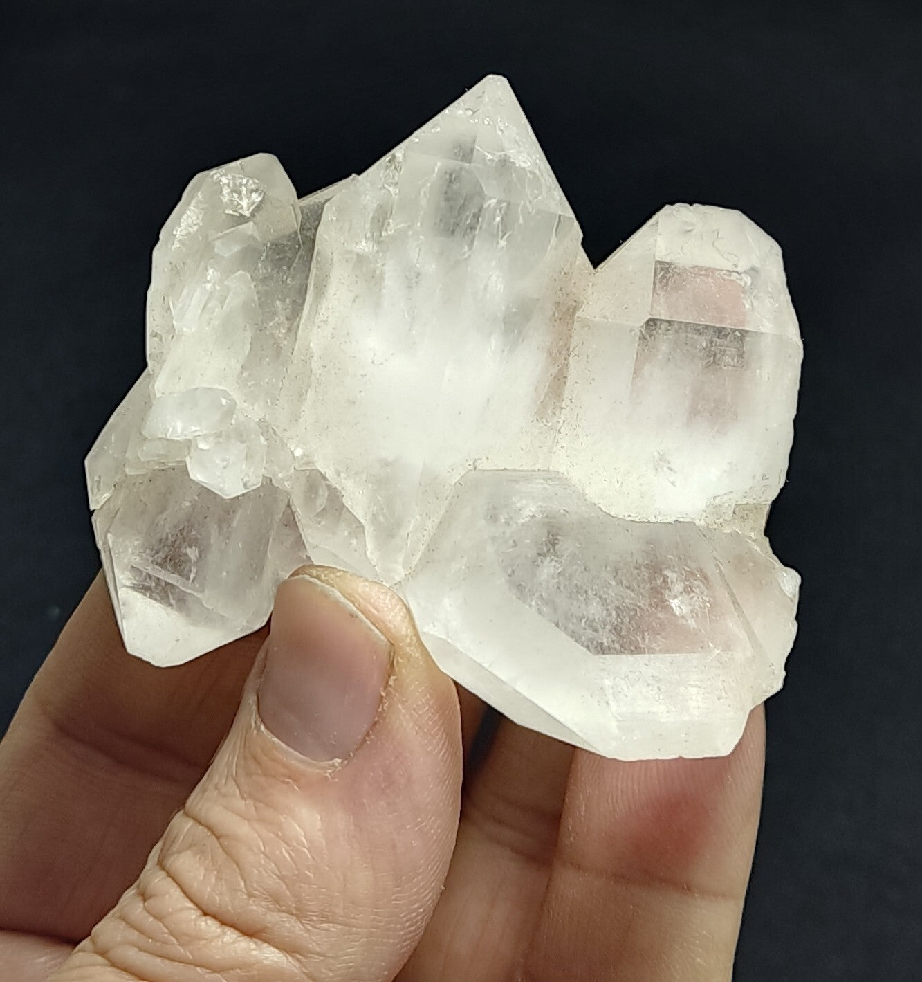 An Aesthetic terminated specimen of faden Quartz cluster 87 grams