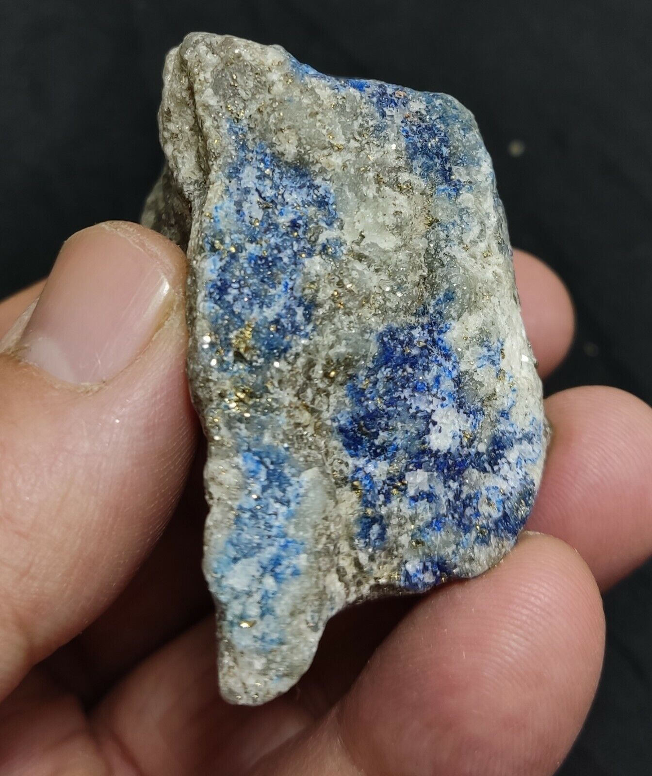 Amazing specimen of fluorescent sodalite-Lazurite on matrix with pyrite 119 gram