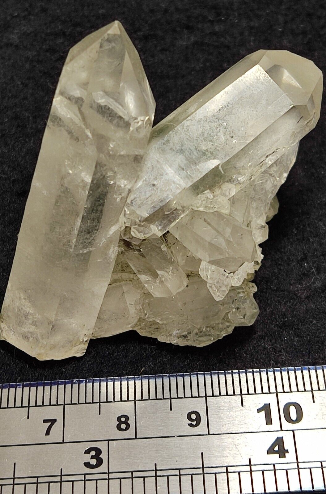 An Aesthetic Natural Quartz cluster with chlorite inclusions 63 grams