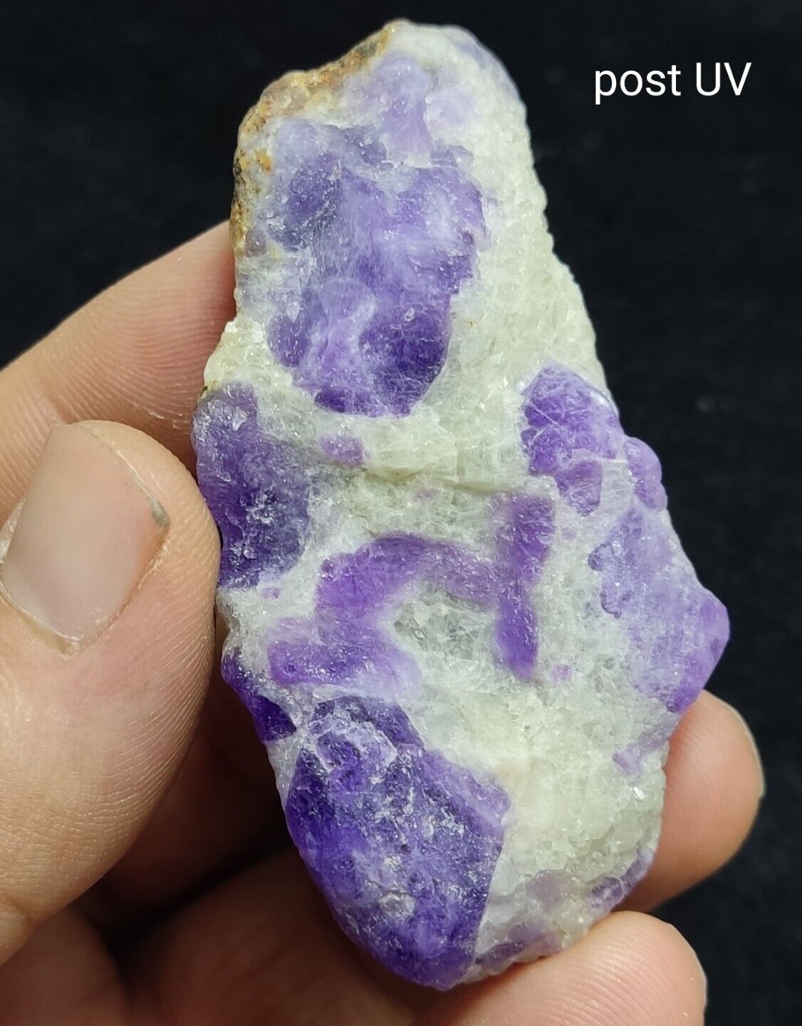 An Aesthetic natural specimen of Hackmanite 54 grams – Latif Creations
