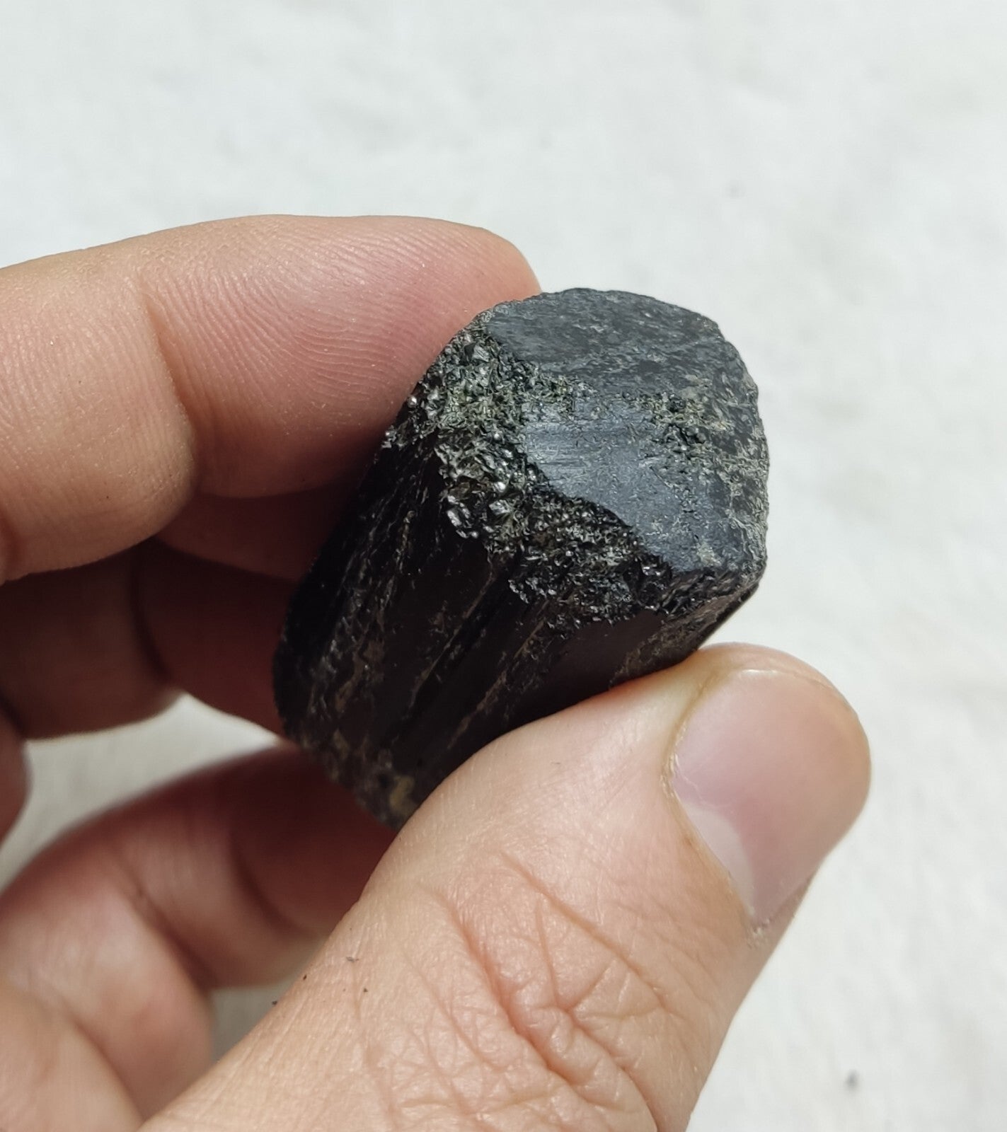 An amazing specimen of terminated black tourmaline 46 grams