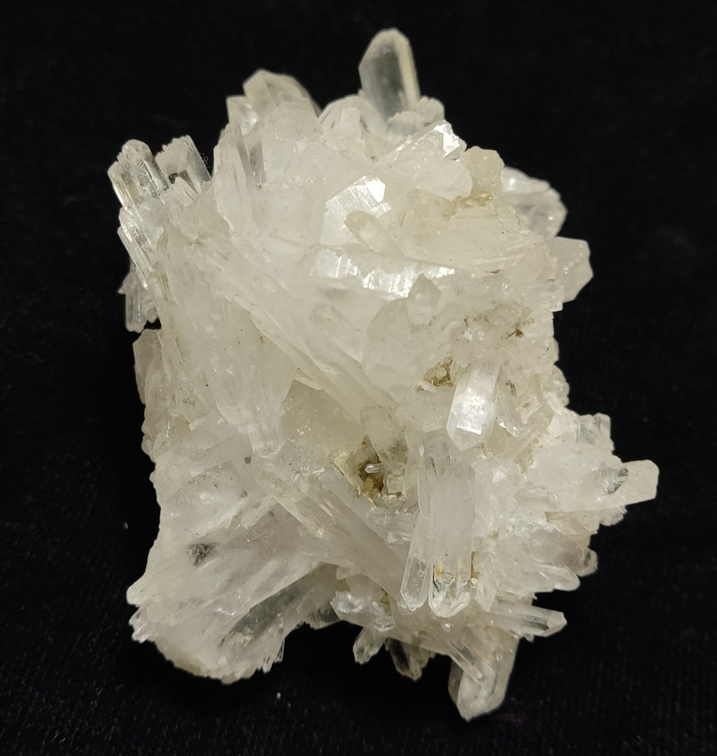 An Aesthetic terminated Quartz cluster 174 grams
