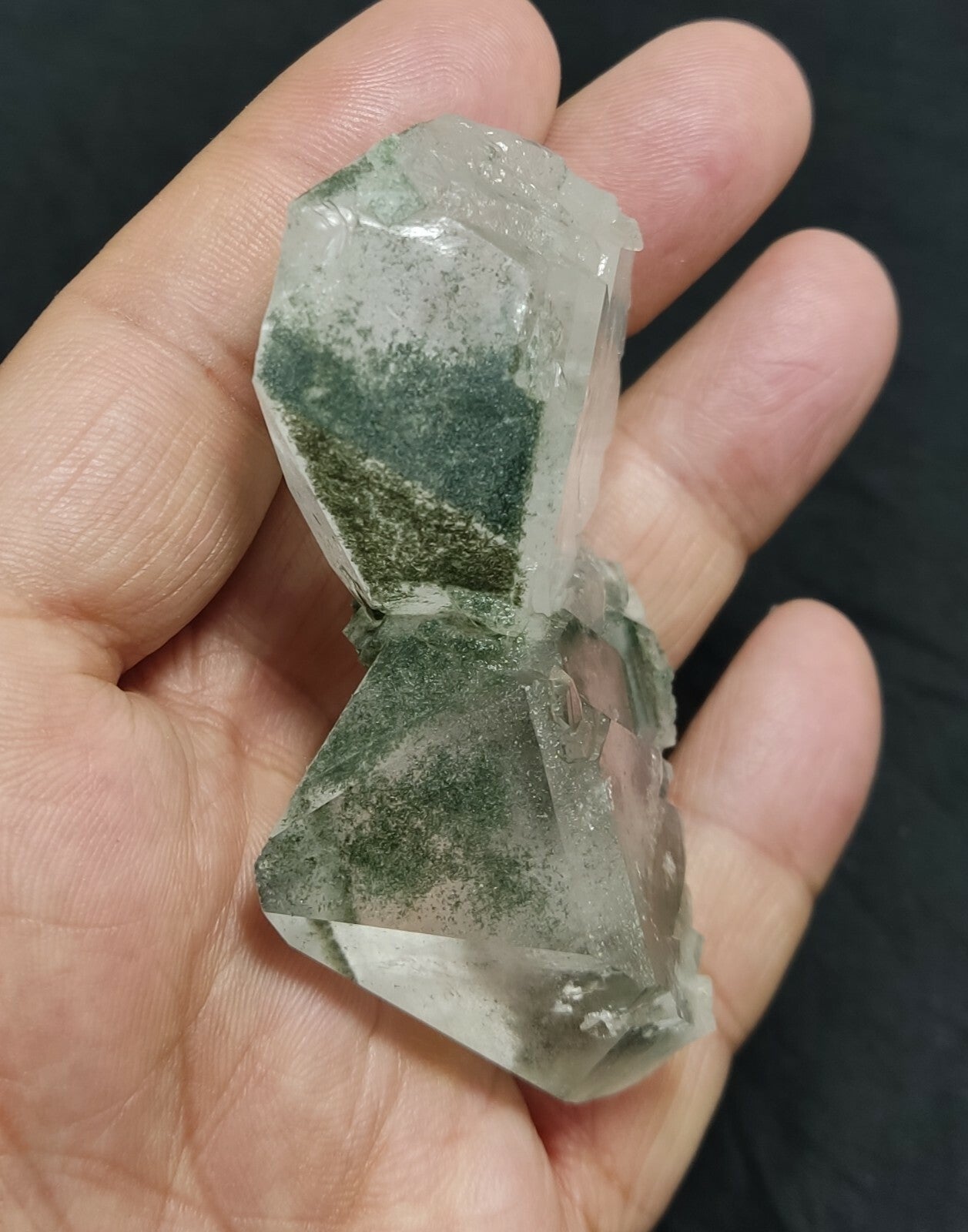 A very Aesthetic Natural beautifully terminated Chlorite Quartz crystal 82 grams