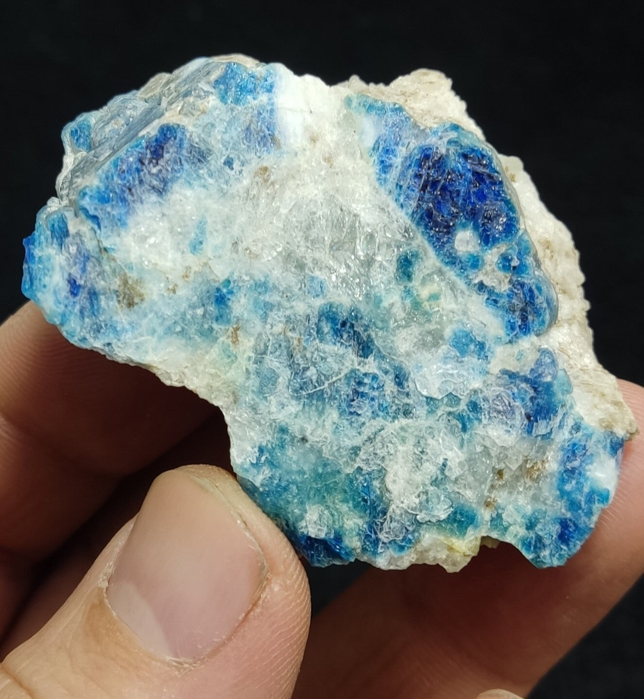 An Aesthetic specimen of fluorescent Lazurite 38 grams