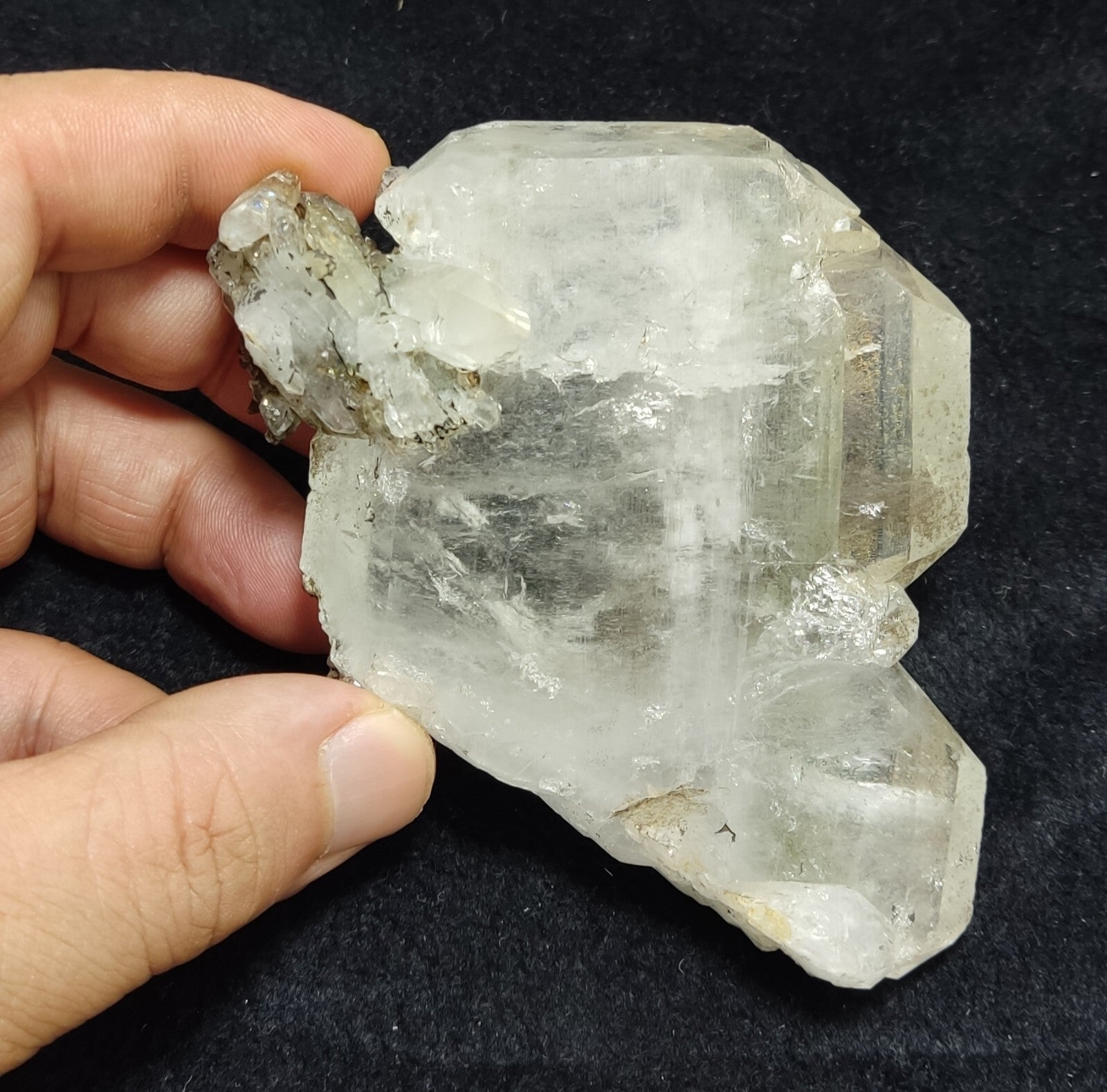 An Aesthetic terminated specimen of chlorite Quartz 211 grams