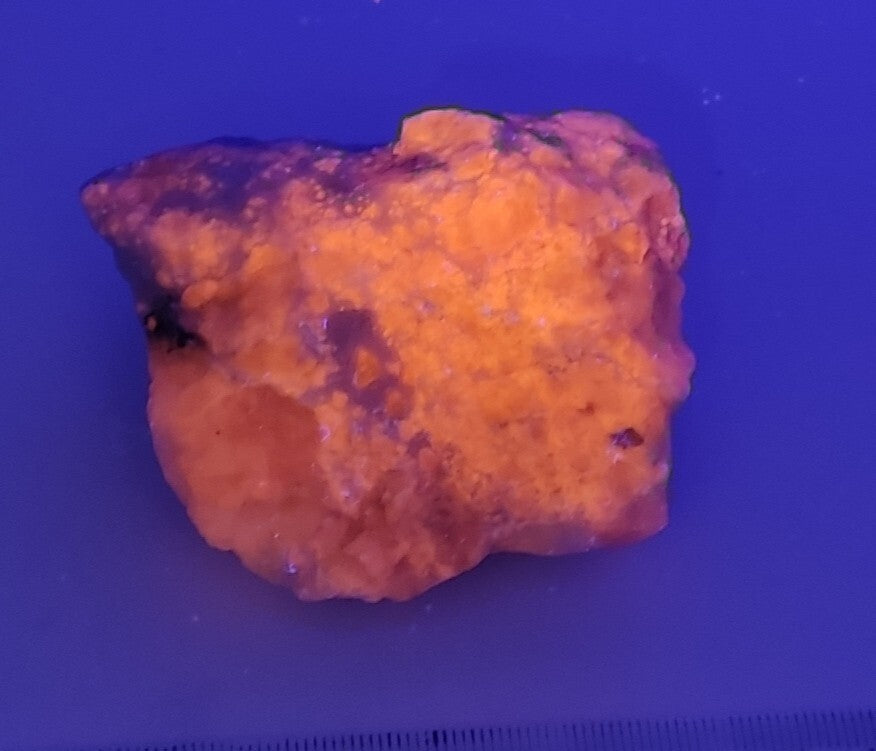 An amazing specimen of hackmanite highly Tenebrescent 143 grams