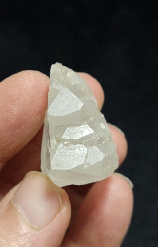 Natural terminated gwindel Quartz crystal 28 grams