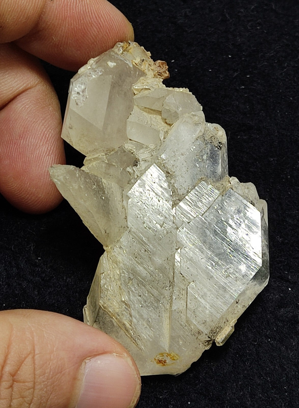 An Aesthetic terminated specimen of Quartz cluster 53 grams