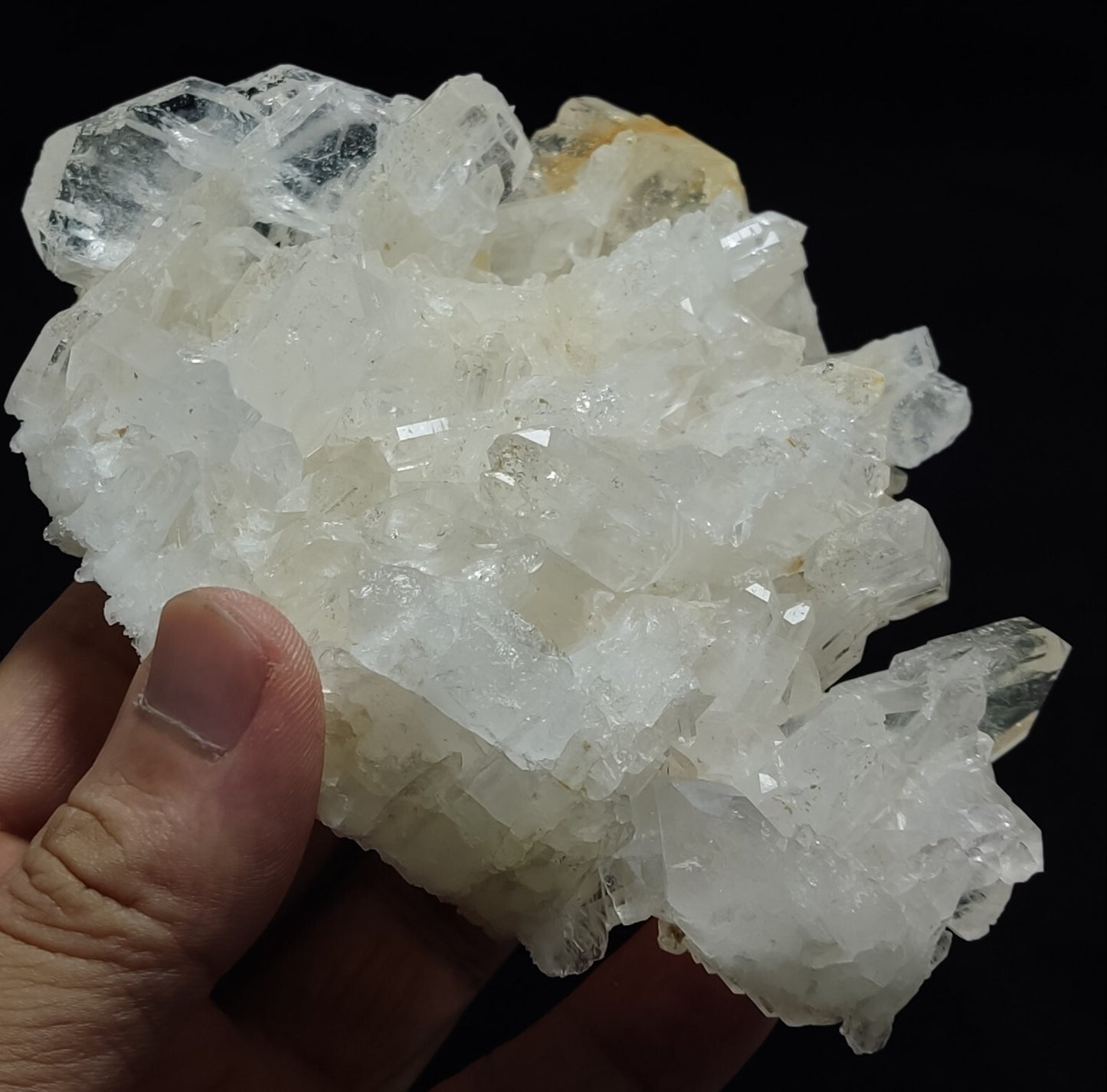 An Aesthetic terminated specimen of Quartz cluster 620 grams