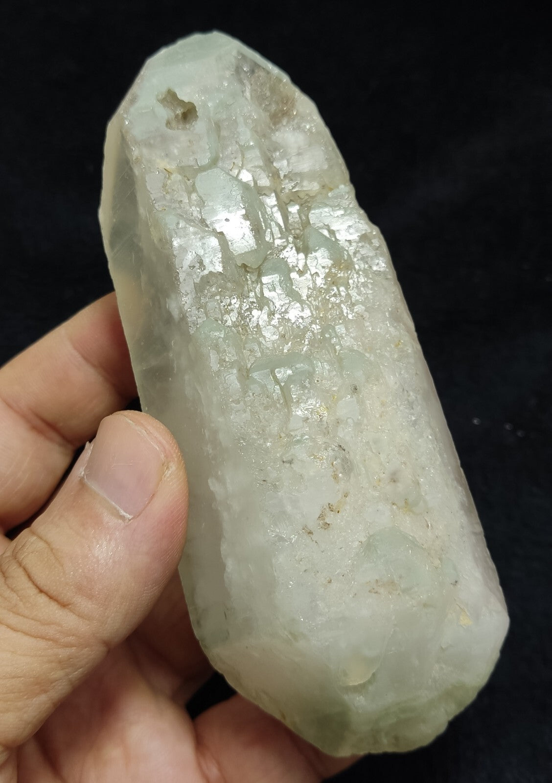 An Aesthetic terminated specimen of Quartz crystal 335 grams