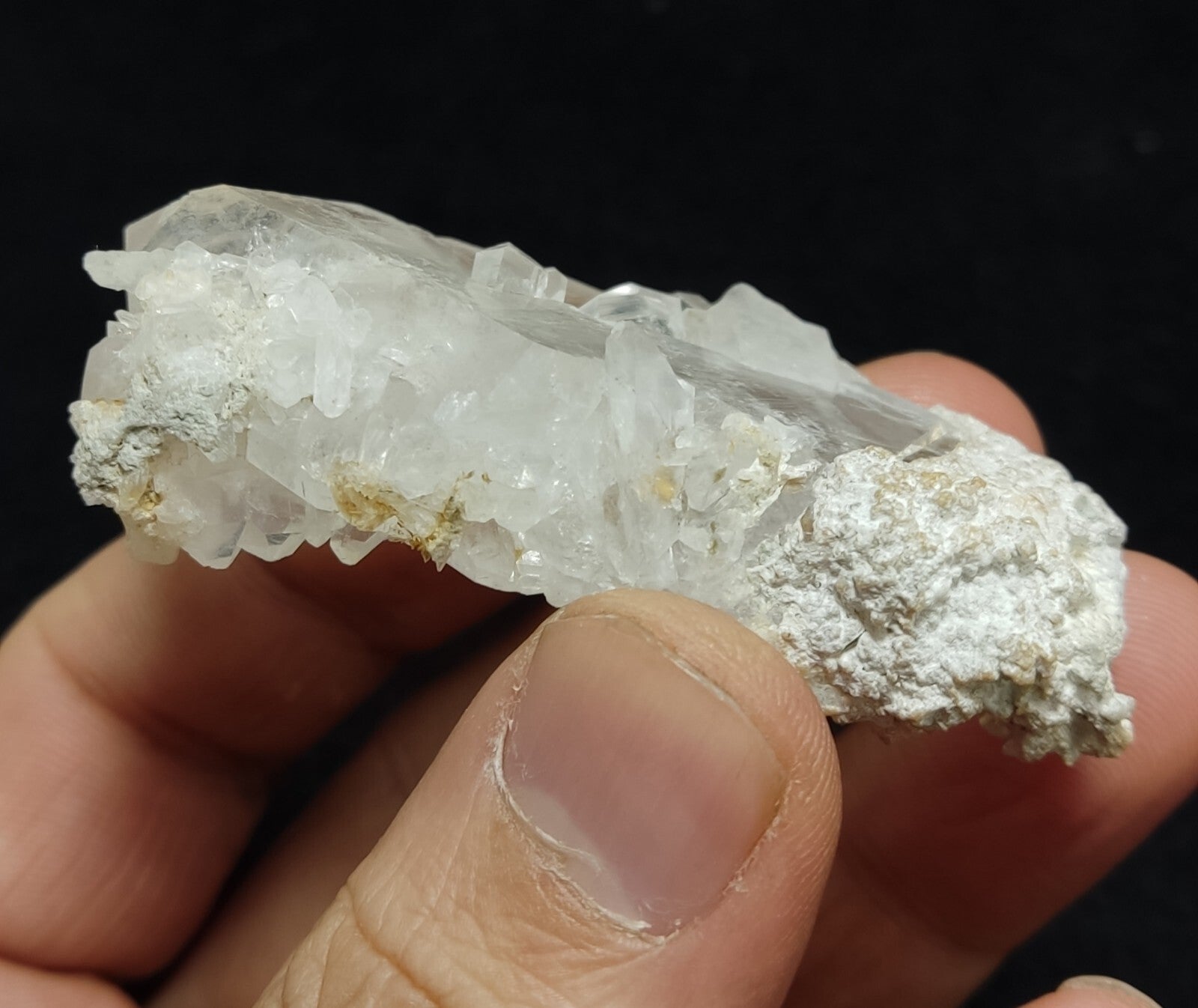 An Aesthetic terminated faden Quartz crystal specimen 53 grams