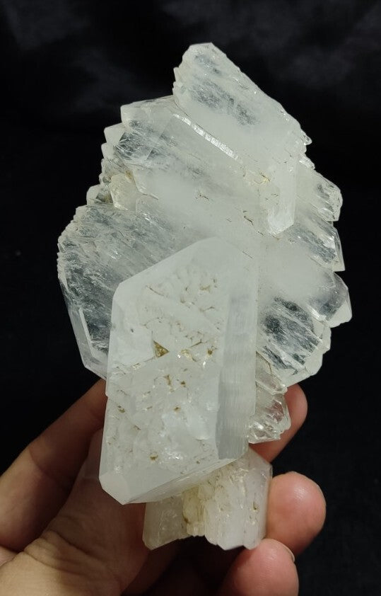 An Aesthetic specimen of faden Quartz crystal 243 grams
