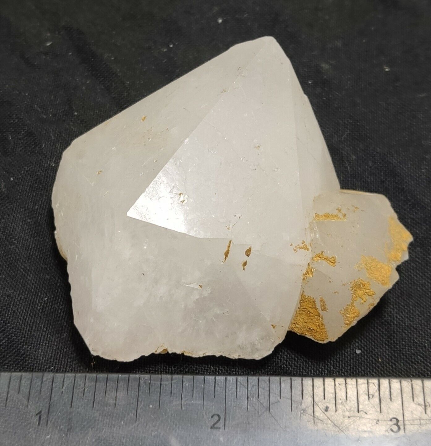 A very Aesthetic Natural beautifully terminated Quartz crystal 80 grams