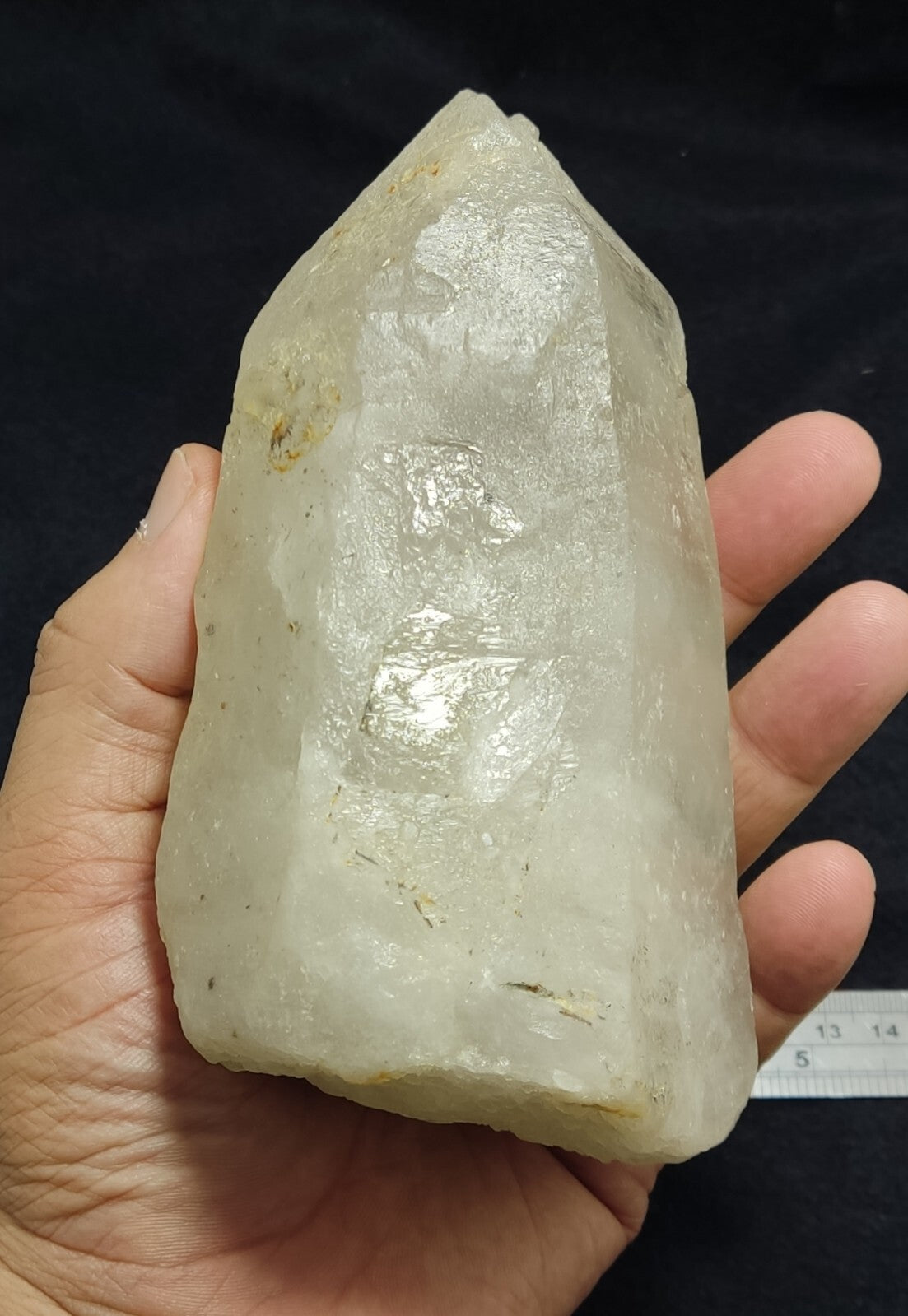 Large Natural beautifully terminated Quartz crystal 1080 grams