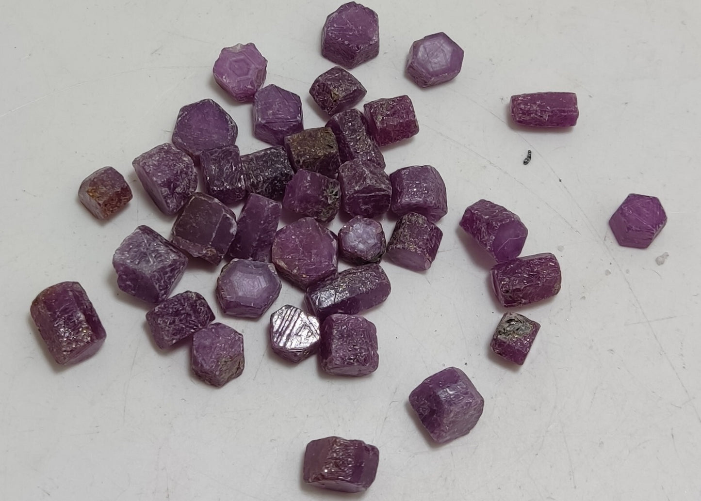 45 grams terminated lot of ruby crystals with Trapiche Patterns