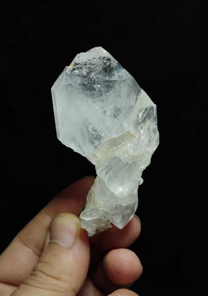 Natural terminated Faden Quartz Specimen 88 grams