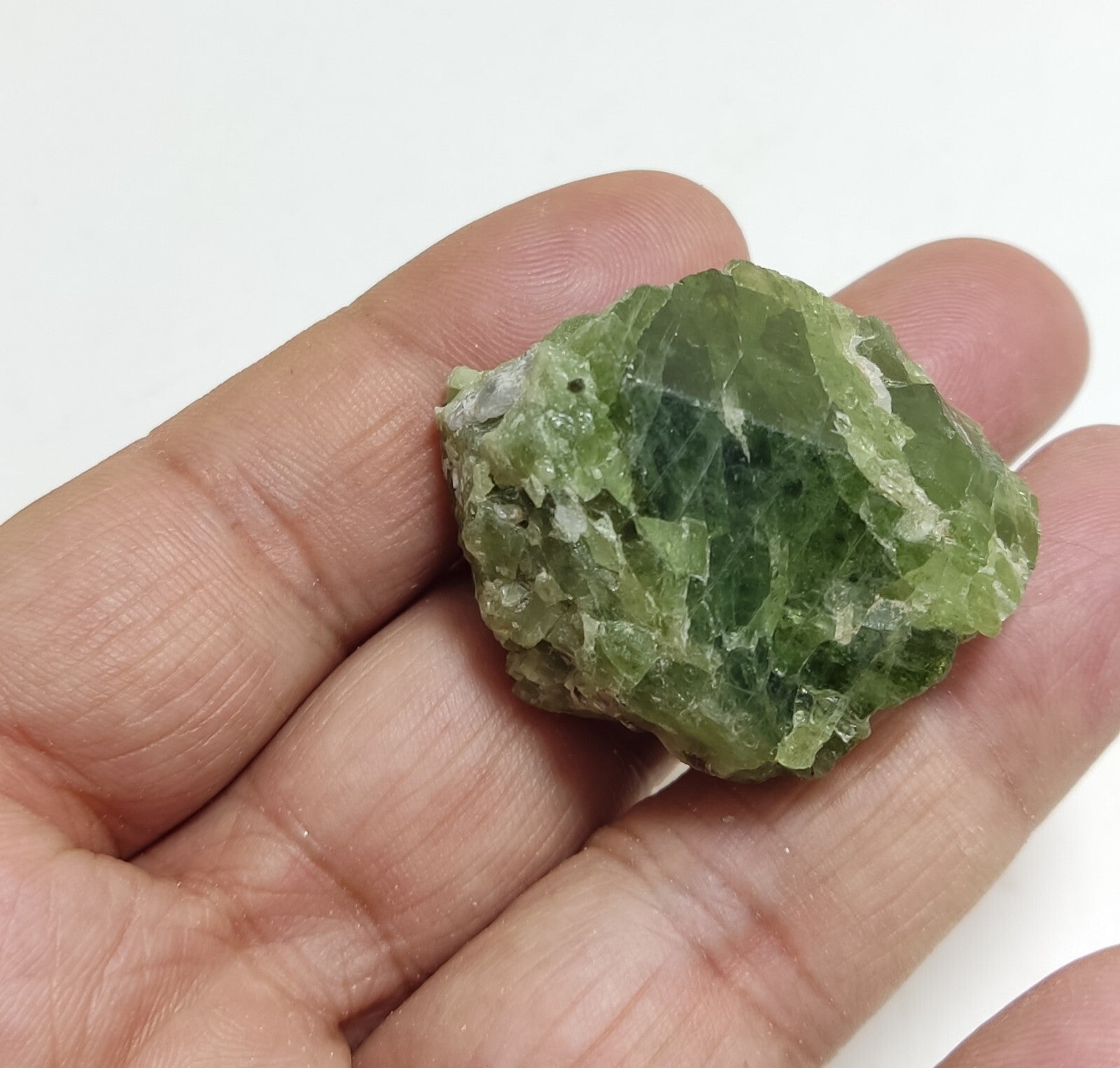 An amazing specimen of diopside crystal 46 grams