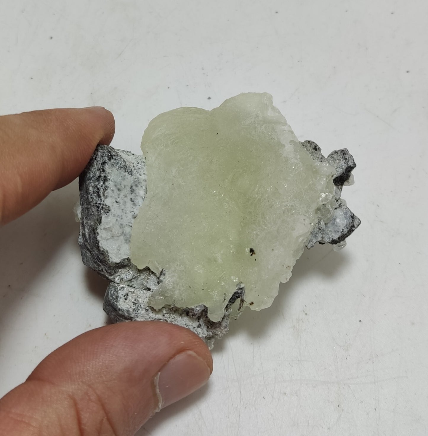 An Aesthetic Natural specimen of brucite with chromite 57 grams