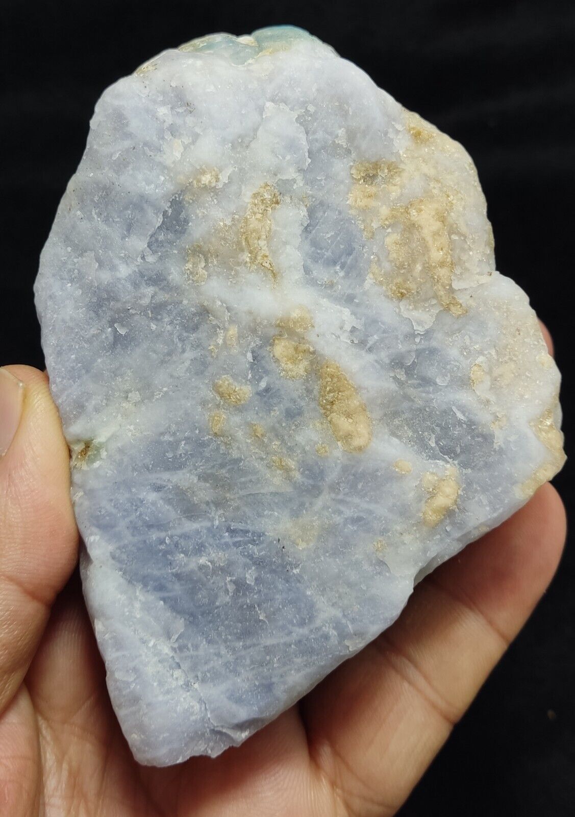 An Aesthetic Natural beautiful rough Hackmanite specimen 414 grams