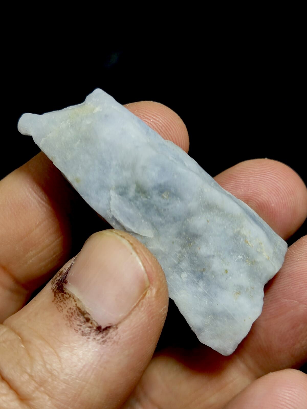 Natural Fluorescent Hackmanite 20 Grams.