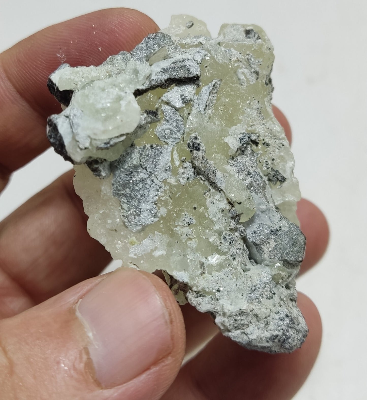 An Aesthetic Natural specimen of brucite with chromite 57 grams