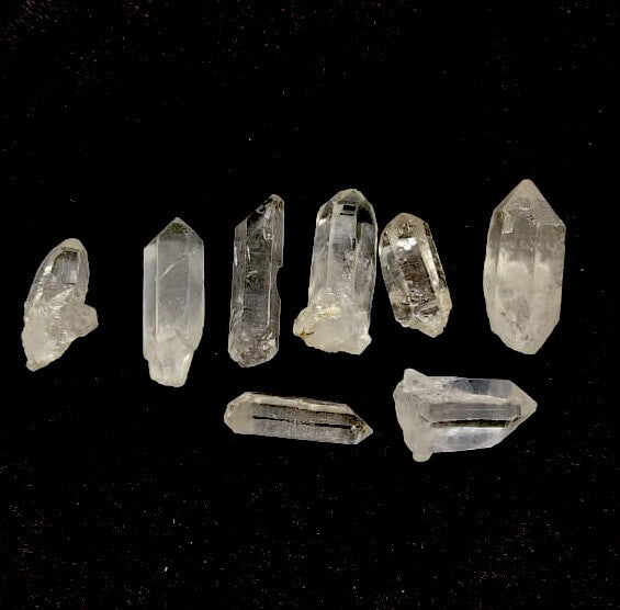 Lot Of Quartz 8 Crystals.