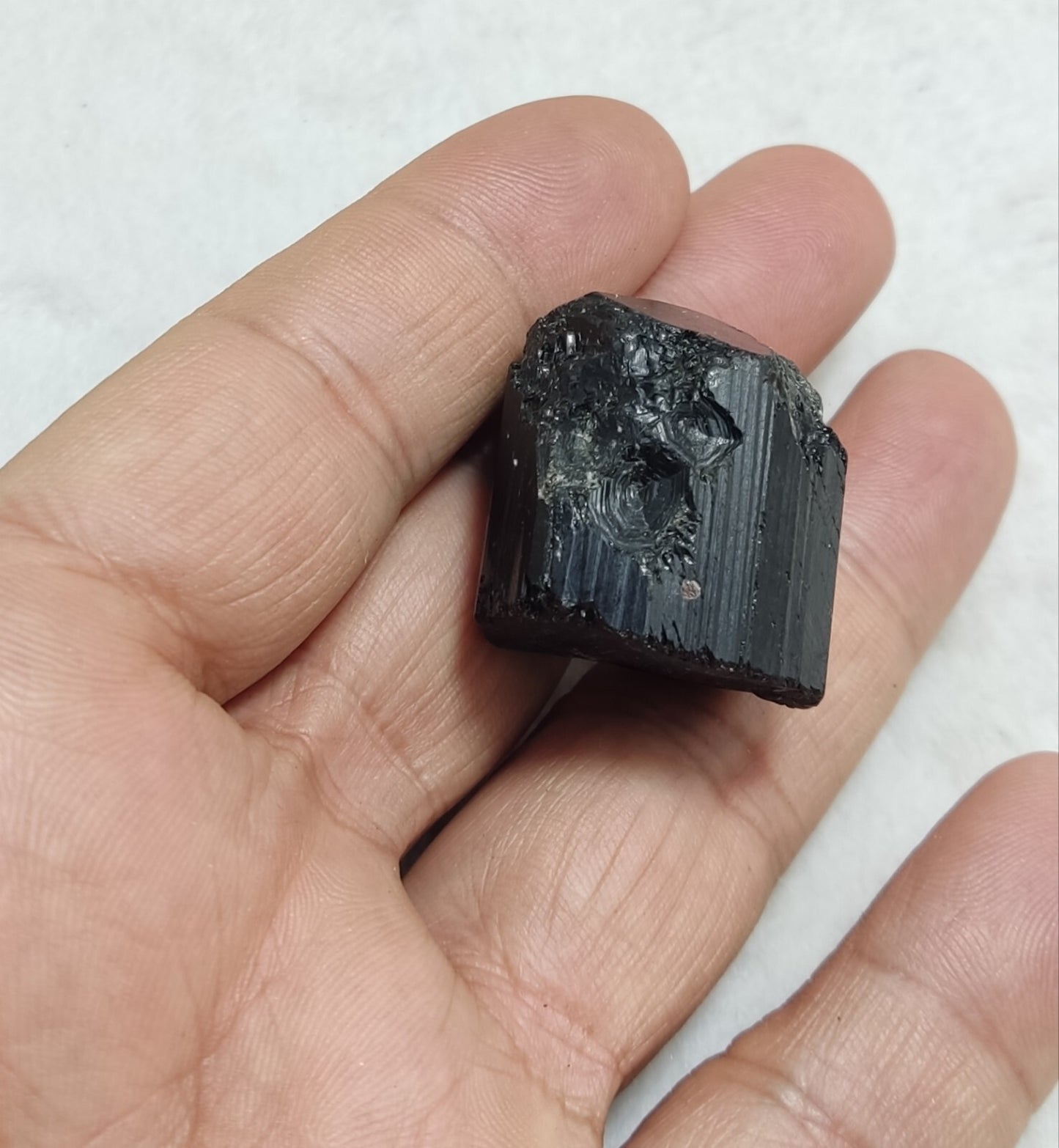 An amazing specimen of terminated black tourmaline 38 grams