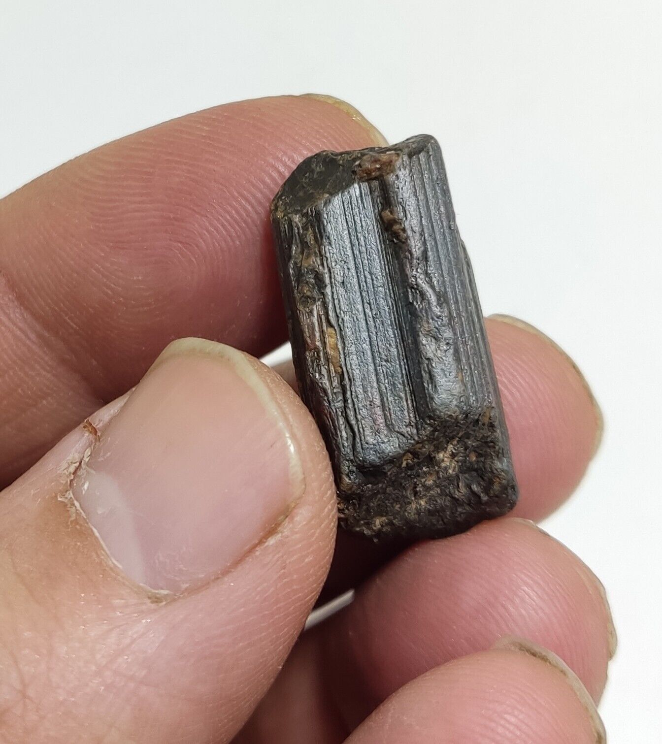A very Aesthetic Natural beautifully terminated rutile crystal 10 grams