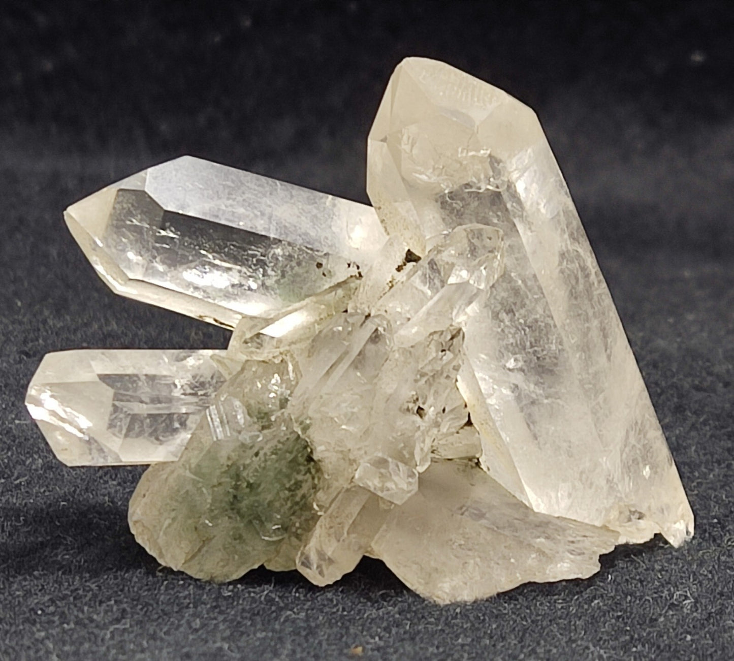 An Aesthetic Natural Quartz cluster with chlorite inclusions 63 grams