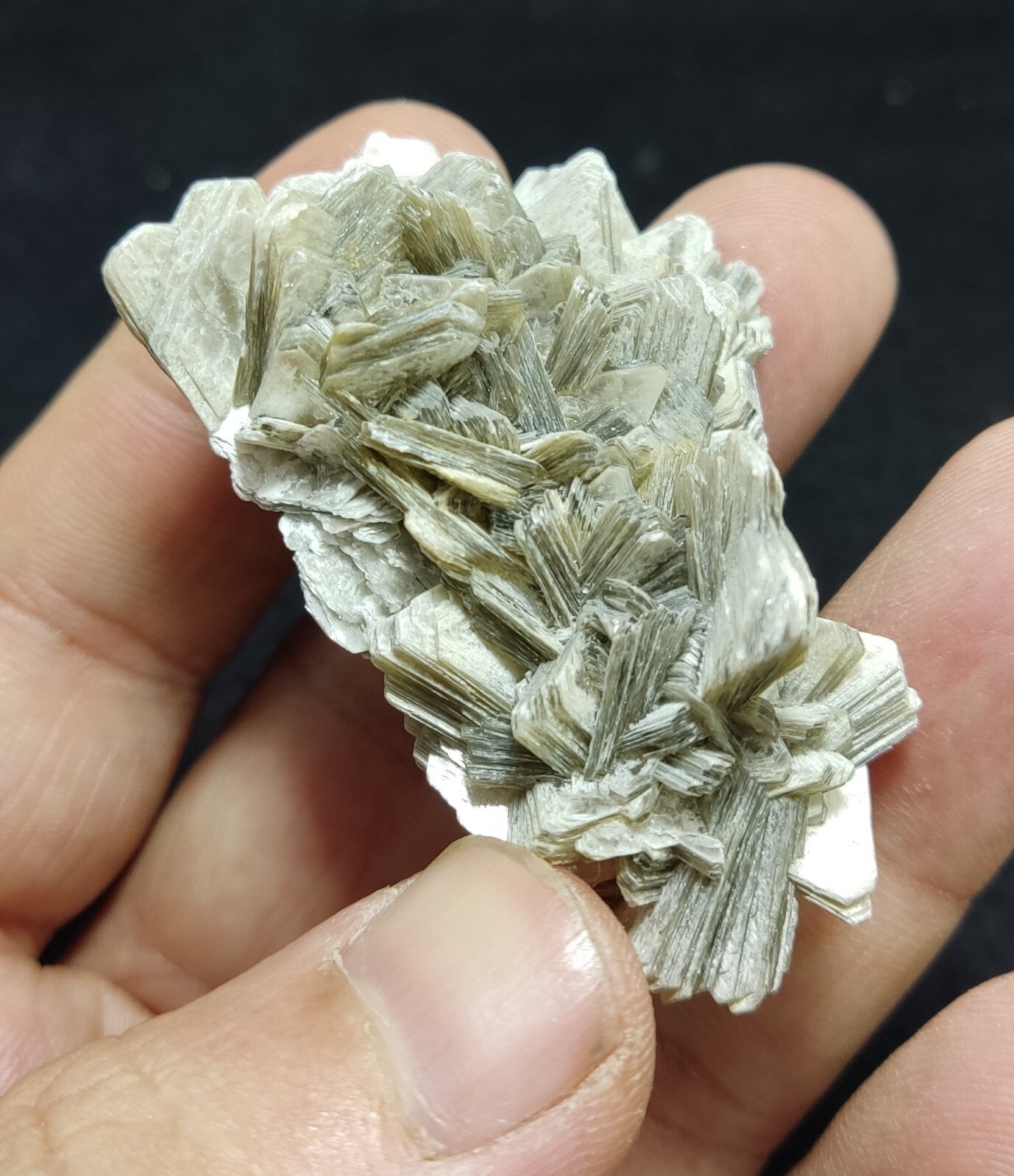 An Aesthetic specimen of muscovite cluster 30 grams