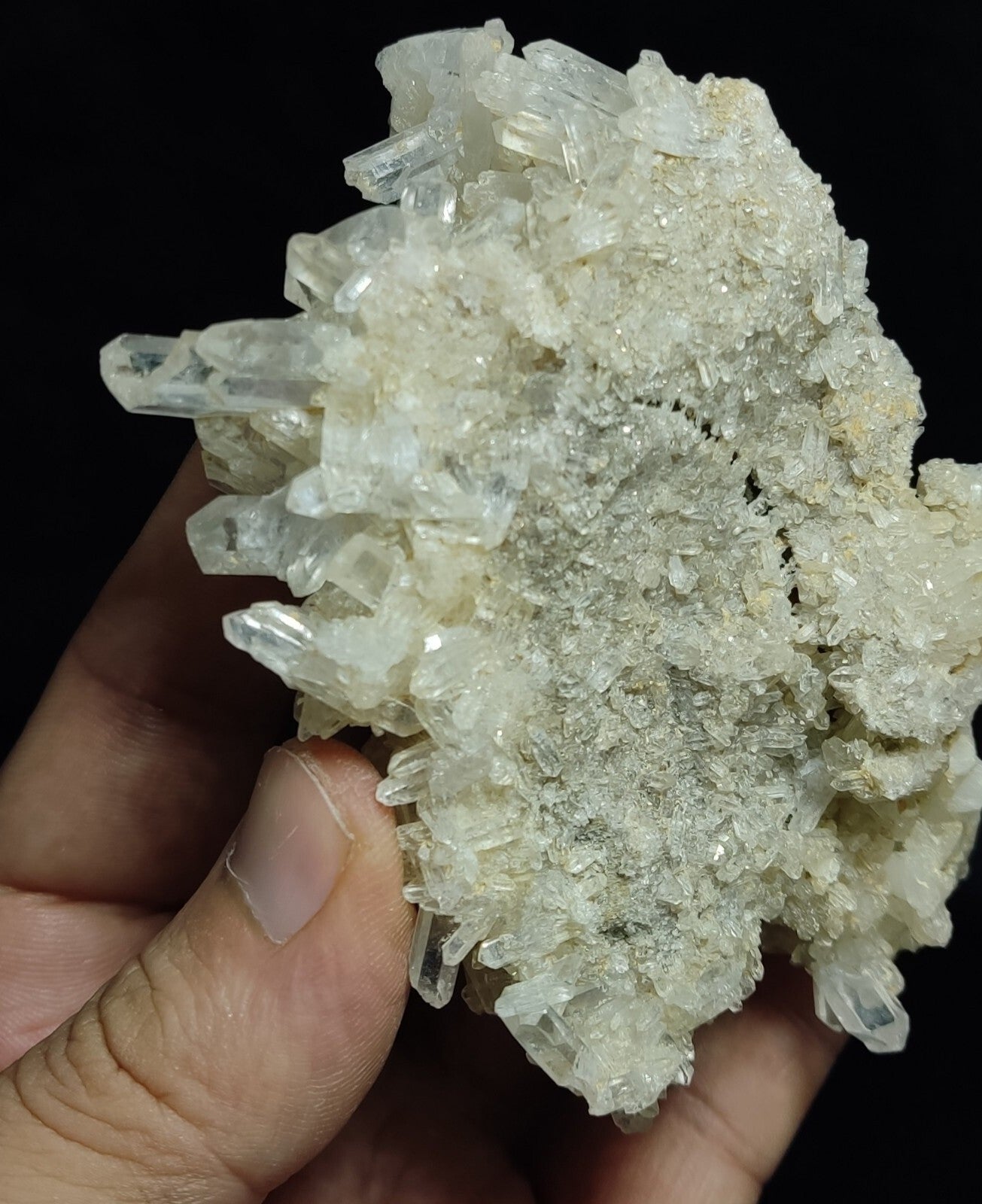 Very Aesthetic Quartz Crystal Cluster 207 grams
