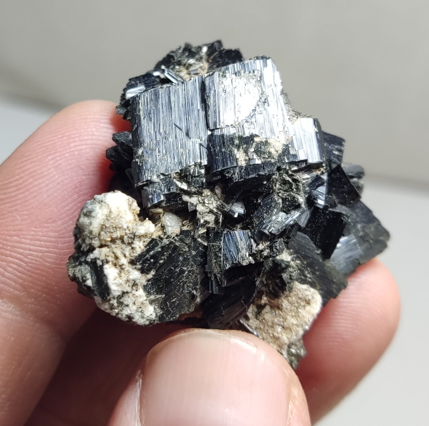 An aesthetic specimen of terminated aegirine crystal cluster 25 grams
