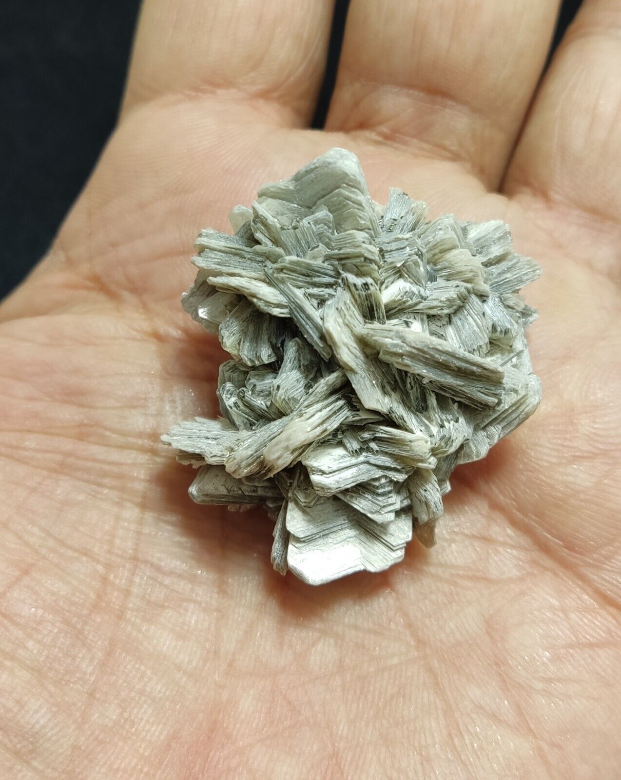An Aesthetic specimen of muscovite cluster 25 grams
