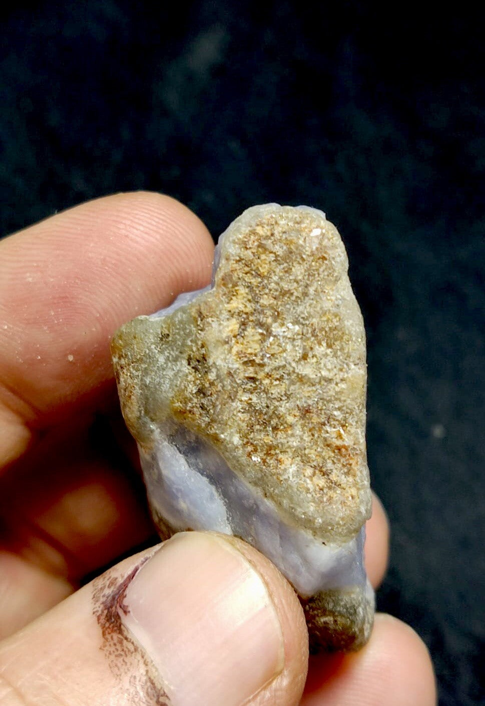 Natural Fluorescent Hackmanite 39 Grams.