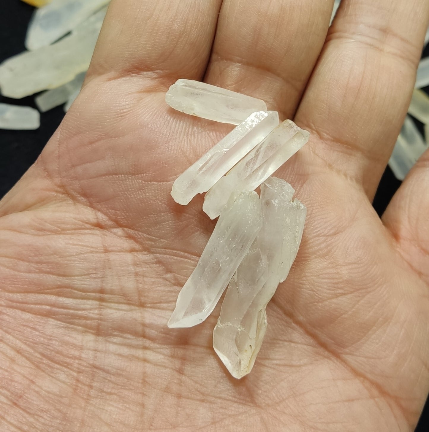 Natural quartz Crystals 200 grams