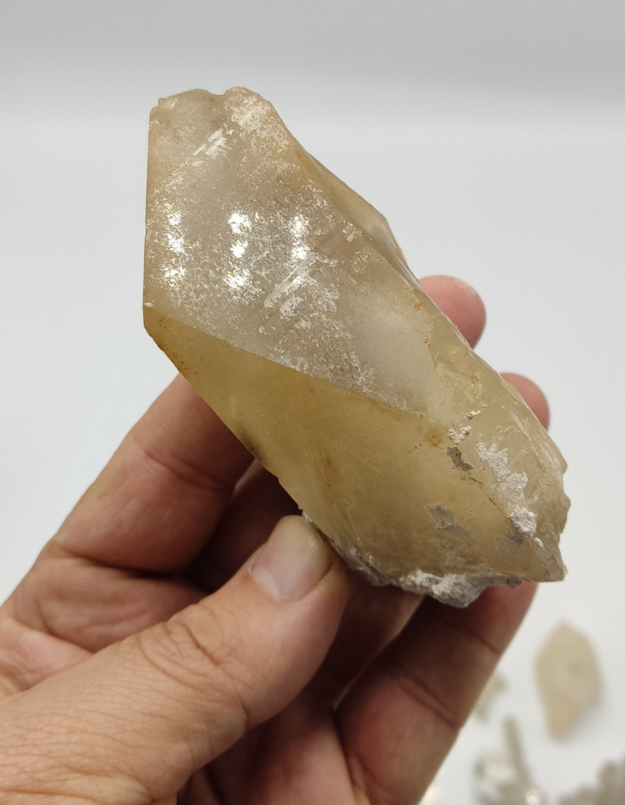 850 grams Amphibole/Chlorine Mixed quartz crystals